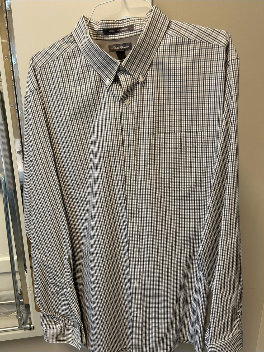 Eddie Bauer Men's Button-Down Shirt in Black and White Check